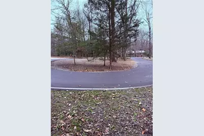 5018 Mockingbird Lane N, Sanford, NC 27332 - Photo 3