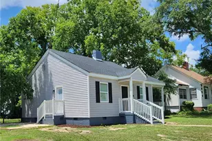 1207 Hillsboro St, Fayetteville, NC 28301 - Photo 3