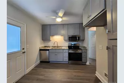 1207 Hillsboro Street, Fayetteville, NC 28301 - Photo 27