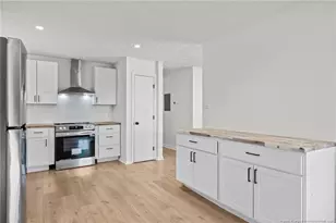 284 Bonanza Dr, Fayetteville, NC 28303 - Photo 7