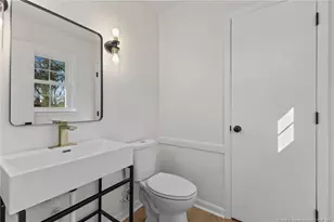 284 Bonanza Dr, Fayetteville, NC 28303 - Photo 15