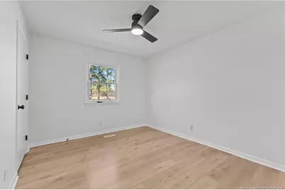 284 Bonanza Drive, Fayetteville, NC 28303 - Photo 9