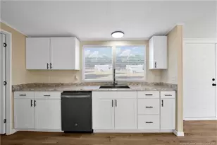 4630 Elite Ct, Hope Mills, NC 28348 - Photo 9