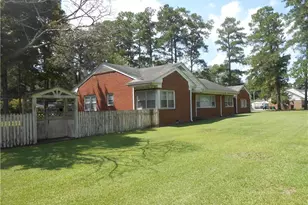 2405 N Kenan Ave, Lumberton, NC 28358 - Photo 3