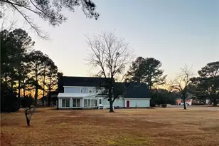 684 N Wilkinson Dr, Saint Pauls, NC 28384 - Photo 47