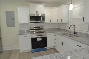 2025 Womble Dr, Fayetteville, NC 28306 - Photo 11