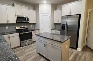 1628 Strickland Bridge Rd, Fayetteville, NC 28304 - Photo 5