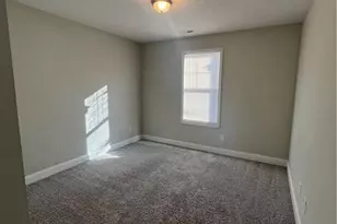 1628 Strickland Bridge Rd, Fayetteville, NC 28304 - Photo 17