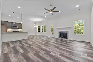 4312 Wavetree Dr, Fayetteville, NC 28306 - Photo 5