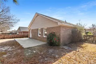 5764 Pepperbush Dr, Fayetteville, NC 28304 - Photo 25