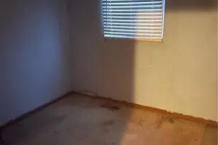 532 Lackey St, Hamlet, NC 28345 - Photo 3