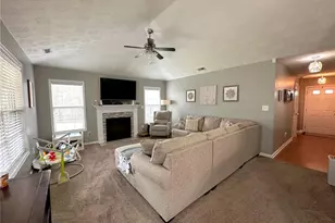 2240 Sir Michael Dr, Hope Mills, NC 28348 - Photo 9