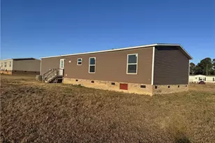 44 Bermuda Dr, Saint Pauls, NC 28384 - Photo 5