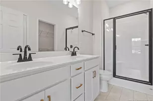 103 Orchard Ln, Parkton, NC 28371 - Photo 7