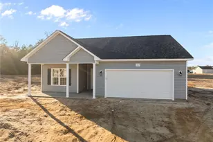 103 Orchard Ln, Parkton, NC 28371 - Photo 1