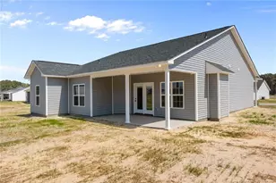 103 Orchard Ln, Parkton, NC 28371 - Photo 33