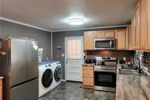 814 Eugene St, Fayetteville, NC 28306 - Photo 9