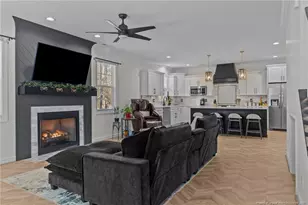 15601 Vista Point Ct, Wagram, NC 28396 - Photo 11