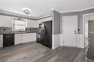 239 Buhmann Dr, Fayetteville, NC 28314 - Photo 15