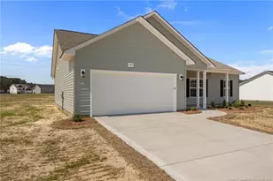 125 Orchard Ln, Parkton, NC 28371 - Photo 3