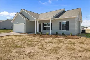 125 Orchard Ln, Parkton, NC 28371 - Photo 3