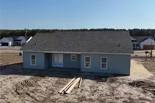 125 Orchard Ln, Parkton, NC 28371 - Photo 3