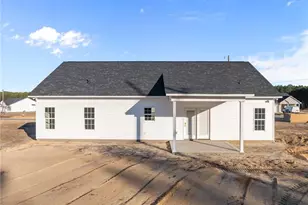 83 Orchard Ln, Parkton, NC 28371 - Photo 3