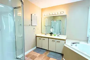 978 Stewarts Creek Dr, Fayetteville, NC 28314 - Photo 9