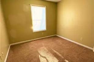 978 Stewarts Creek Dr, Fayetteville, NC 28314 - Photo 5