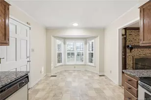 6017 Lakeway Dr, Fayetteville, NC 28306 - Photo 9