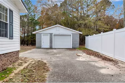 253 Butters Cemetery Road, Bladenboro, NC 28320 - Photo 27