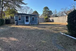 833 Anarine St, Fayetteville, NC 28303 - Photo 3