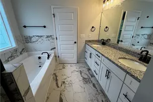 7194 Manassas St, Fayetteville, NC 28304 - Photo 19