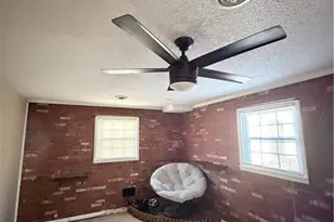 4946 Pinewood Dr, Hope Mills, NC 28348 - Photo 15