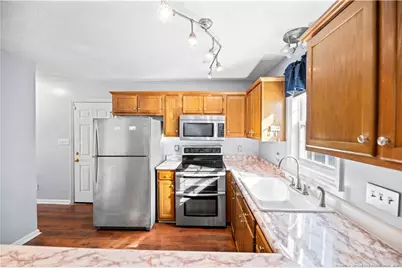 7826 Gaelic Drive, Fayetteville, NC 28306 - Photo 17