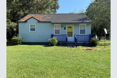 602 Forrest Street, Raeford, NC 28376 - Photo 1