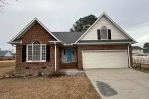1135 Derbyshire Rd, Fayetteville, NC 28314 - Photo 1