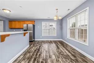 817 Bramblegate Rd, Hope Mills, NC 28348 - Photo 9