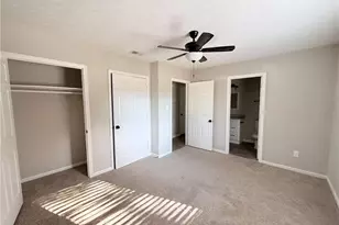 4085 Professional Dr, Hope Mills, NC 28348 - Photo 7