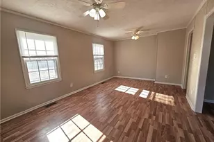 2160 Quailridge Dr, Fayetteville, NC 28304 - Photo 15