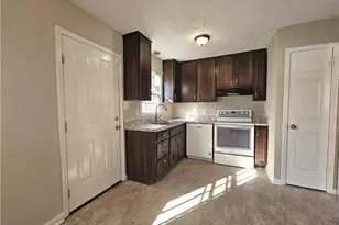 2160 Quailridge Dr, Fayetteville, NC 28304 - Photo 7