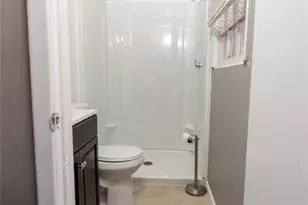 823 E Donaldson Ave, Raeford, NC 28376 - Photo 21