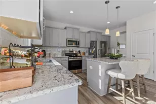 320 Glee St, Hope Mills, NC 28348 - Photo 13