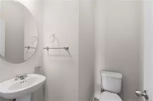 2120 Courtland Dr, Fayetteville, NC 28314 - Photo 25