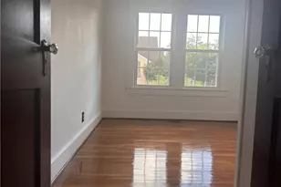 202 E 17th St, Lumberton, NC 28358 - Photo 9