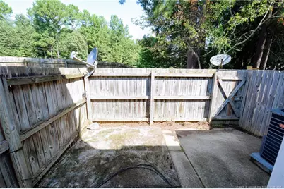 1276 N Forest Drive, Fayetteville, NC 28303 - Photo 17