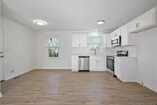 576 Braxton Blvd, Fayetteville, NC 28311 - Photo 5