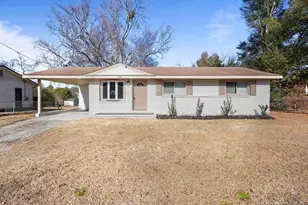 576 Braxton Blvd, Fayetteville, NC 28311 - Photo 1