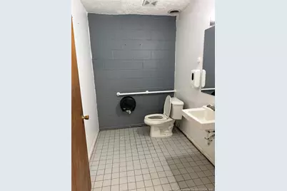 5674 Shipman Road, Hope Mills, NC 28348 - Photo 9