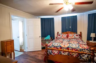 208 W Thompson St, Fairmont, NC 28340 - Photo 7